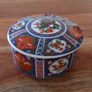 Vintage Japan Imari Round Porcelain Trinket Box 3.75"W EXCELLENT